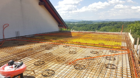 Aenean dapibus nunc a nisl feugiat tempor